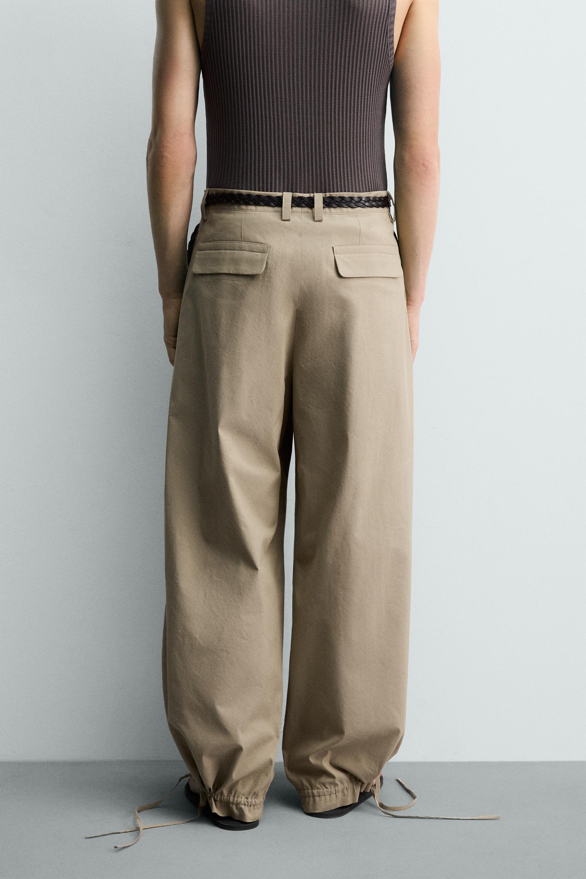 BALLOON FIT PLEATED PANTS
